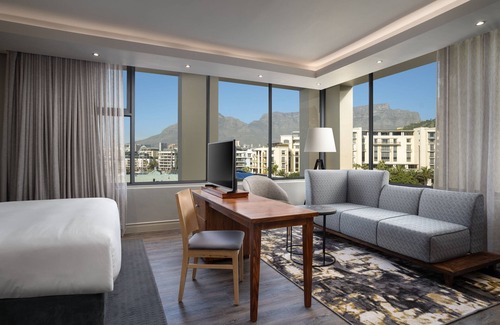 Green Point Hotel | Protea Hotel by Marriott Cape Town Waterfront Breakwater Lodge
