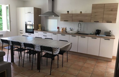 Saint-Julien-de-Peyrolas Casa | Provencal cottage Bella Peyrolas, private swimming pool not overlooked, enclosed garden