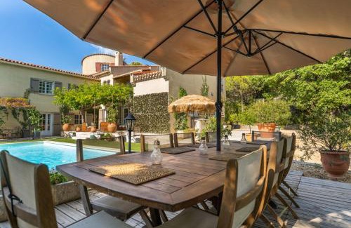 Vernegues Casa | Provencal bastide with heated pool near Alpilles and Luberon