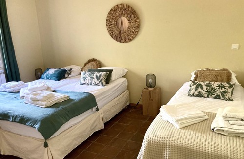 Callas Otro | Provencal farmhouse in a domain with tennis and swimming pool