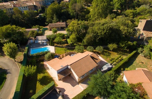 Carces Villa | Villa provenzal duerme 8 + piscina