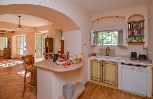 Courthezon Casa | Provence country house in the Chateauneuf-du-Pape wine region