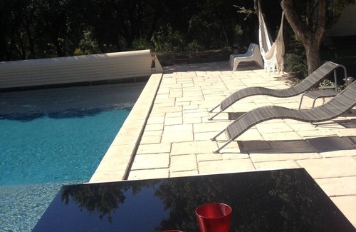 Pernes-les-Fontaines Casa | ENTRE LUBERON Y VENTOUX, HOGAR 250 M ² 8 PERS. PISCINA GDE Y JARDIN DE 2500m².
