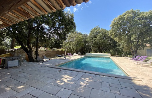 Pernes-les-Fontaines Casa | ENTRE LUBERON Y VENTOUX, HOGAR 250 M ² 8 PERS. PISCINA GDE Y JARDIN DE 2500m².