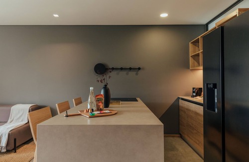 Las Lomas I Apartamento | Provenza - Private Balcony & Hot Tub - Pool - Deluxe - Wake 1115
