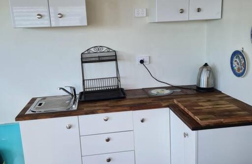 West Hobart Apartamento | Providence House- 100 year old gracious residence