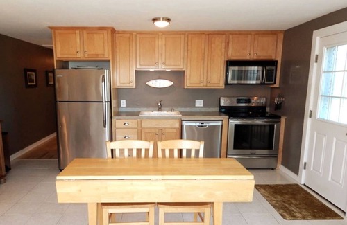 Provincetown Condominio | Provincetown 2br Beach Beauty on the Bay Water View