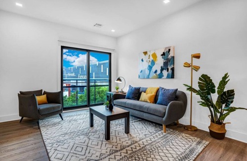 Central Business District Apartamento | Prudent Space Near EWR w/ Gym