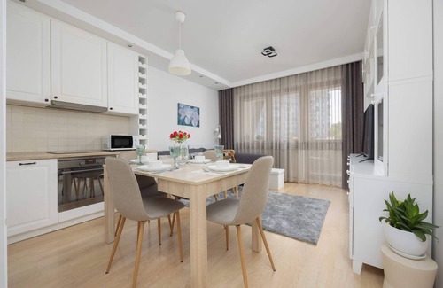 Pruszkow Apartamento | Prusa 43 | Pruszków | Family Apartment | Parking | Balcony