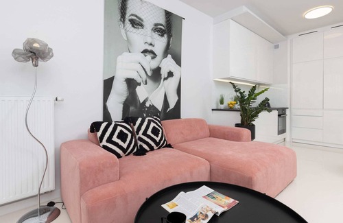 Wlochy Apartamento | Przedpole 9 | Stylish Apartment | Parking