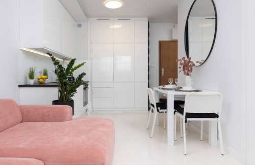 Wlochy Apartamento | Przedpole 9 | Stylish Apartment | Parking