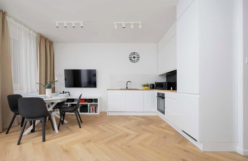 Ursynow Apartamento | Przy Bazantarni 11 Apartment with Parking