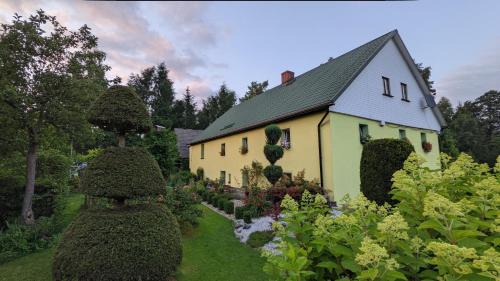 Mirsk Apartamento | Przy Strumyku - Apartament w Górach Izerskich