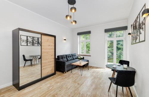 Nowa Ruda Apartamento | Przytulna Kawalerka w Sercu Nowej Rudy