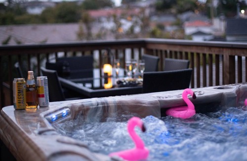 Point Loma Heights Casa | Pt Loma Paradise: Remodel - Pool – Game Room – WOW!