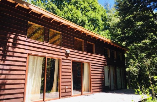 Palguin Alto Casa | Pucón-Casa Manke-Palguin Alto - Bosque y Río
