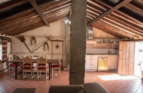 Sonseca Cabaña | Complejo Rural (alquiler íntegro) Puente Romano