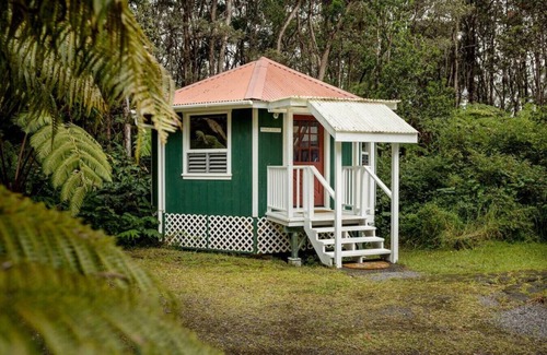 Volcano Cabaña | Pueo Cottage - Volcano Village Retreat