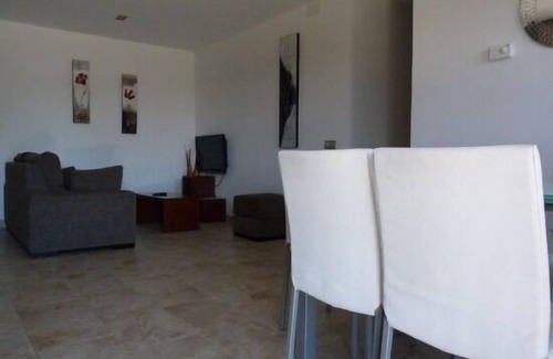 Laspuna Cabaña | Apartamento a pie de jardín con vistas a la Peña Montañesa