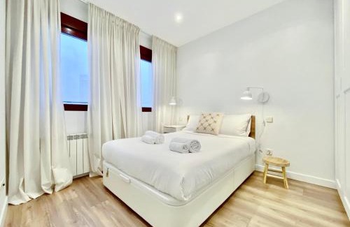 Las Acacias Apartamento | Puerta de Toledo VII - Apartamento de 2 dormitorios con Balcón