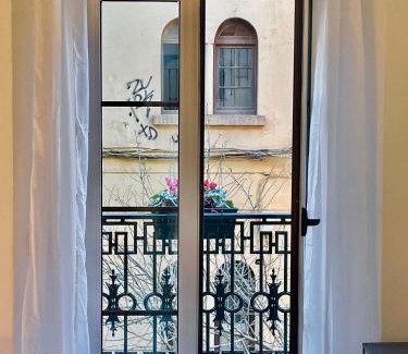 La Merced Apartamento | Puerta Roja 3 bedroom Luxury Apartment