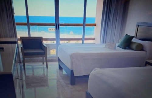 Sandy Beach Complejo | PUERTO PENASCO, VIDANTA, GRAND MAYAN, 1 BEDROOM SUITE, SLEEPS 6, 1 BATHROOM.
