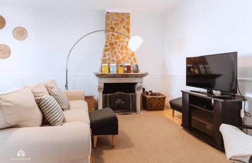 Praia de Santa Cruz Casa | Puerto Raval - 5 Bedrooms - BBQ & Garden
