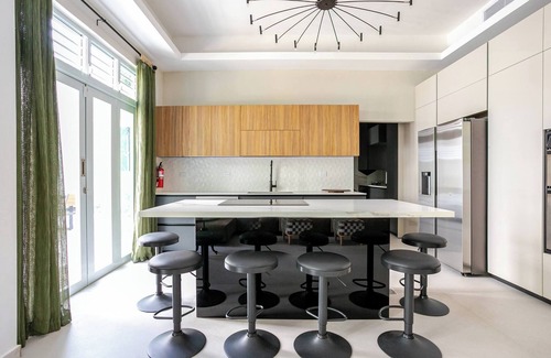 Santurce Chalet De Esquí | Puerto Rico vacation dream house