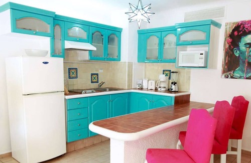 Puerto Vallarta Complejo | Puerto Vallarta beach resort in the hotel zone - available Christmas 2025