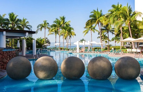 Isla Iguana Complejo | Puerto Vallarta – Mayan Palace