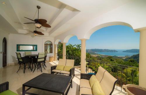 Jaco Casa | Puesta del Sol 5 bdrs ocean view in Los Suenos