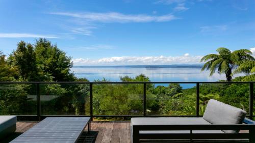 Pukawa Casa | Pukawa Bliss - Pukawa Holiday Home