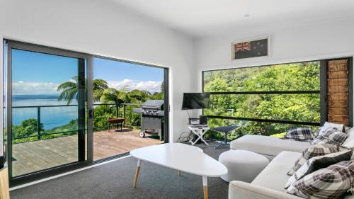 Pukawa Casa | Pukawa Bliss - Pukawa Holiday Home
