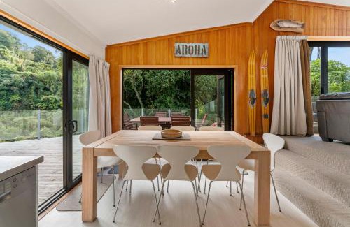 Omori Casa | Pukawa Haven - Pukawa Bay Holiday Home