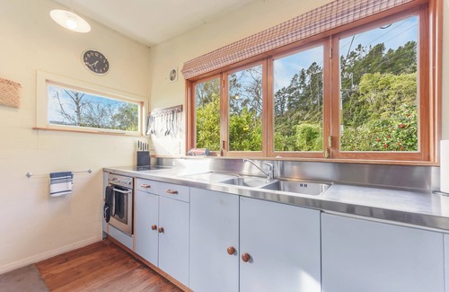 Linkwater Casa | Pukeko Cottage - Marlborough Sounds Retreat