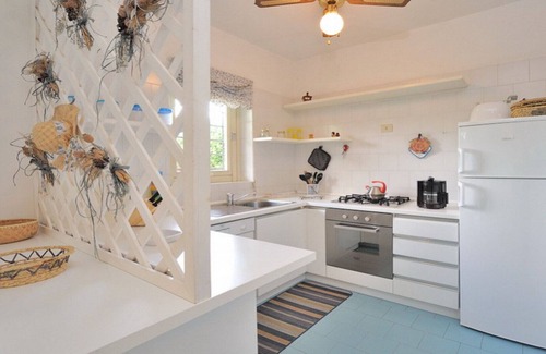 Pula Casa | Casa de Cerdeña Pula a 250 metros del mar, jardín, wifi ilimitado, TV inteligente, golf a 2 km