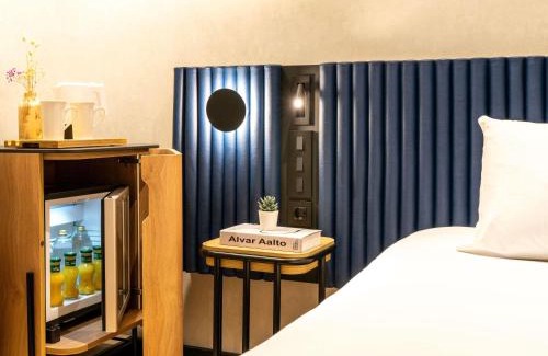 Corralejos Hotel | Pullman Madrid Airport & Feria