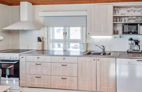 Somero Casa | Punatulkku by Interhome