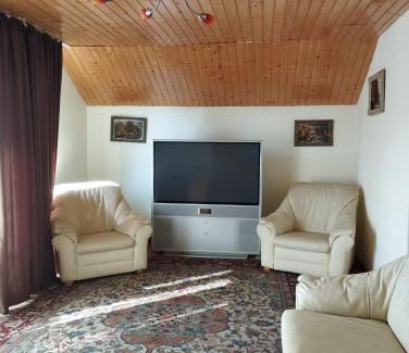 Izvoarele Casa | Punct Gastronomic Local Acasa la Vero
