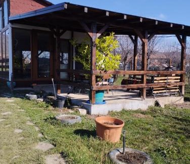 Izvoarele Casa | Punct Gastronomic Local Acasa la Vero