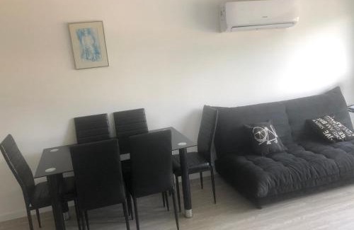Cantegril Apartamento | Punta del Este,piscina abierta y cubierta climatizada,aire ,Netflix, gimnasio