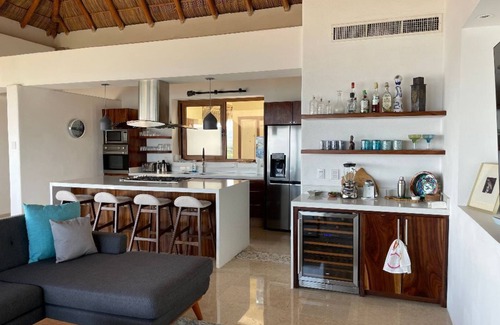 Puerto Vallarta Condominio | Punta Esmeralda, 4 bedroom, luxury condominium with spectacular view.