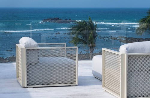 Punta de Mita Apartamento | Punta Pacífico Siete in Pacífico Estates by Mita Residential. Staff, Golf Carts, Cinema, Pool