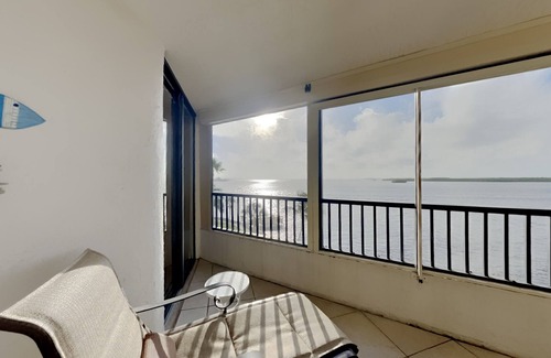 Punta Rassa Condominio | Punta Rassa #404 TRANQUIL SPACIOUS 2 BED CONDO WITH GORGEOUS SUNSET WATER VIEWS