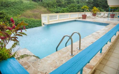 Puntas Apartamento | Puntas Rincon Villa 301 with private rooftop terrace