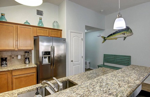 Port Aransas Casa | ¡Pura Sol! Casa privada, piscina climatizada, carrito - ¡Se admiten perros!