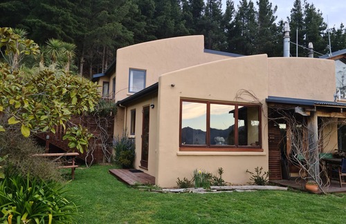 Christchurch District Apartamento | 99 Purau - ManaakiMai - Nature at its Best! 2 Bedroom Apartment