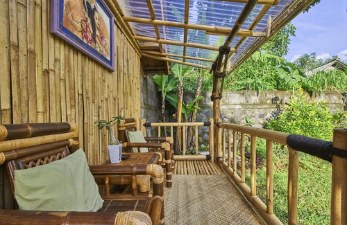 Sukasada Casa | Naturaleza pura entre cascadas y arrozales