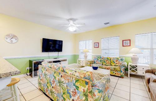 Southpointe Casa | Purple House - East
