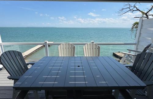 Put-in-Bay Casa | Put-in-Bay Waterfront Condo #202